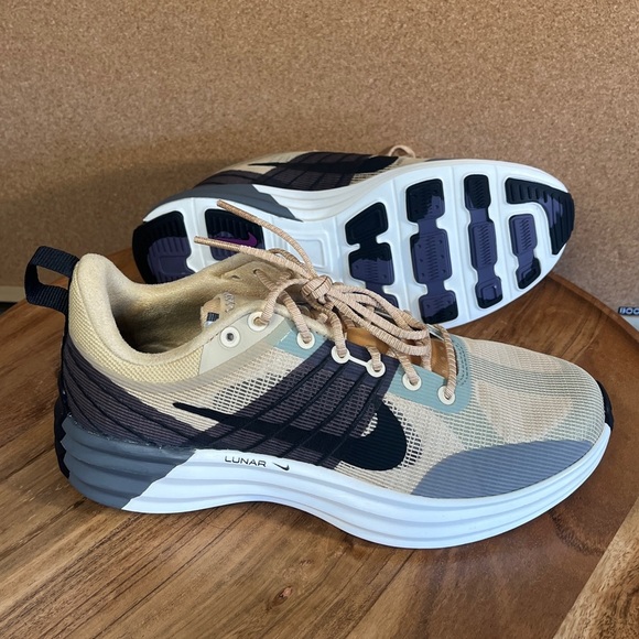 Nike
Lunar roam
'sesame
Brand new
NWOT - Picture 6 of 9